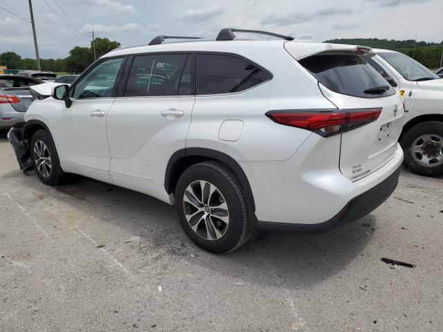 VIN 5TDGZRAH8NS098051 2022 Toyota Highlander, Xle no.2