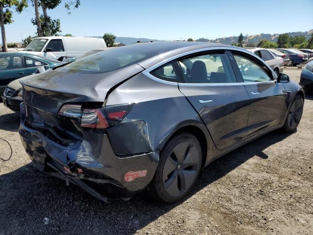 5YJ3E1EAXJF050946 Tesla MODEL 3
