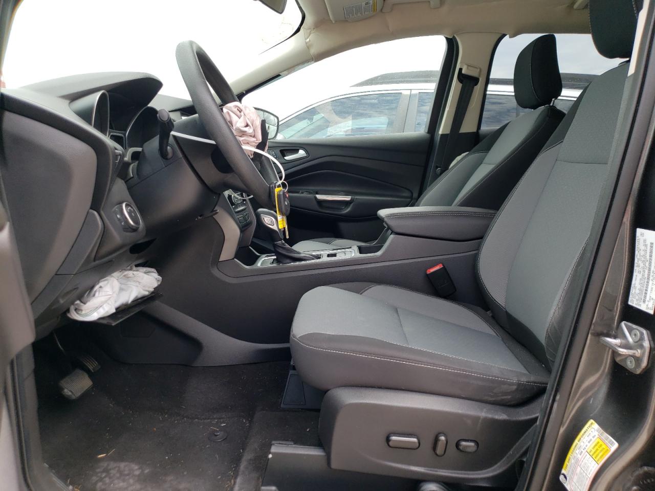 VIN: 1FMCU0GD9JUD20160 2018 FORD ESCAPE
