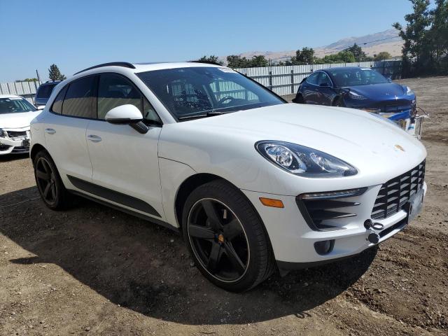 VIN WP1AA2A54JLB23595 2018 Porsche Macan no.4