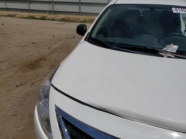 3N1CN7AP2FL827306 Nissan VERSA S