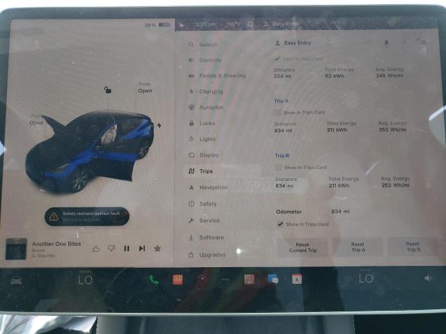 7SAYGDEE4PA129557 Tesla Model Y