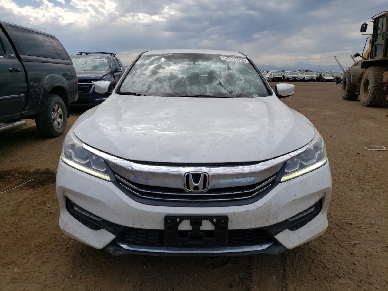 1HGCR2F18HA007557 HONDA ACCORD 2017