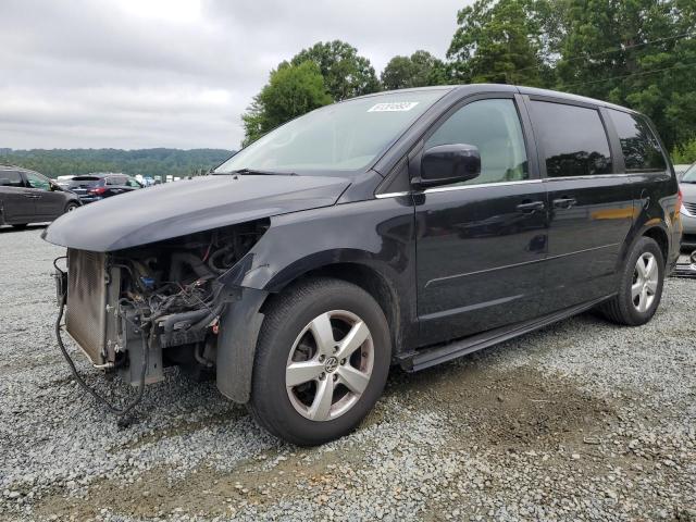 2010 Volkswagen Routan SE