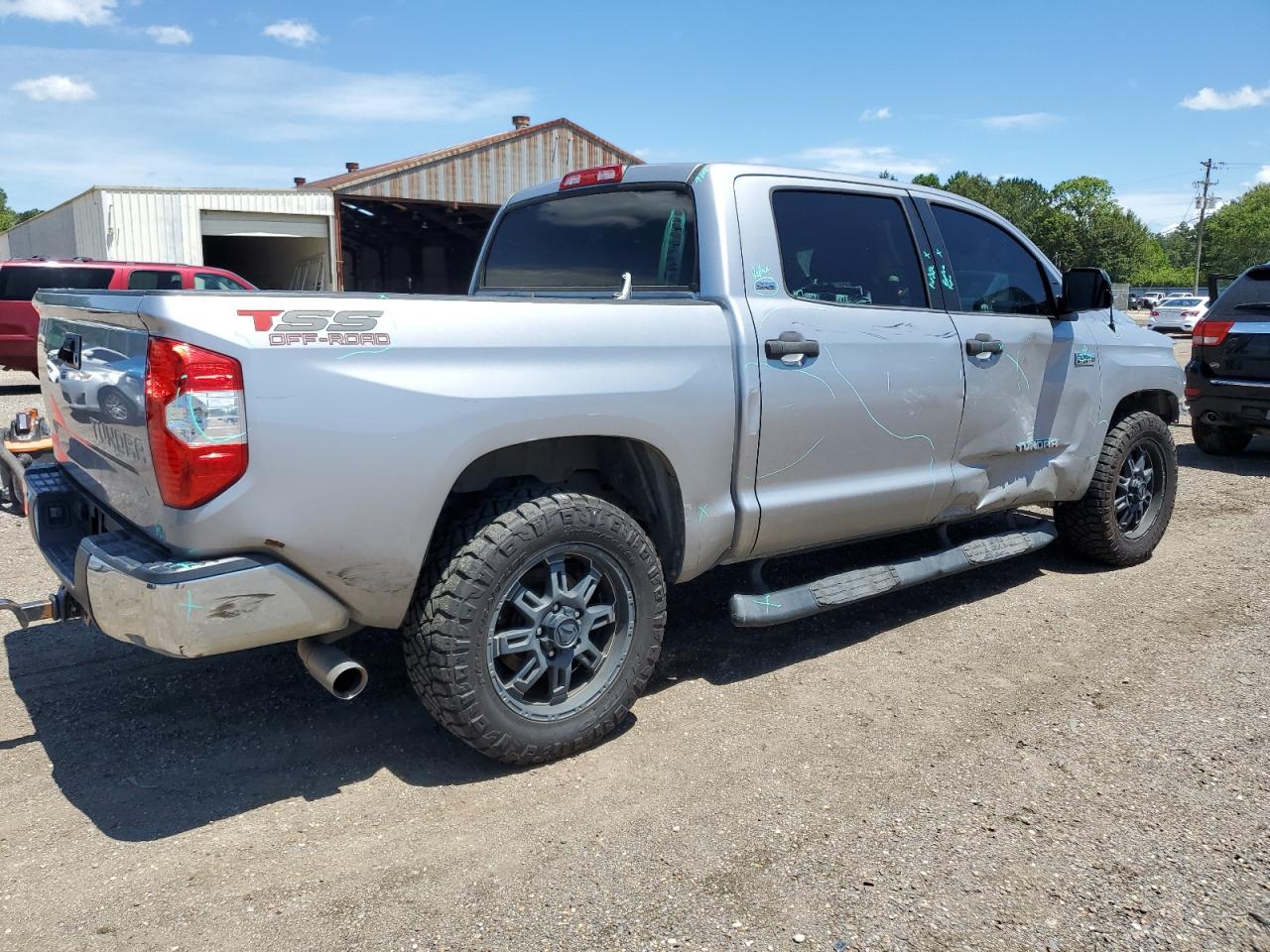 5TFEW5F10GX199084 2016 Toyota Tundra Crewmax Sr5