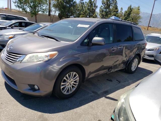 2016 Toyota Sienna XLE