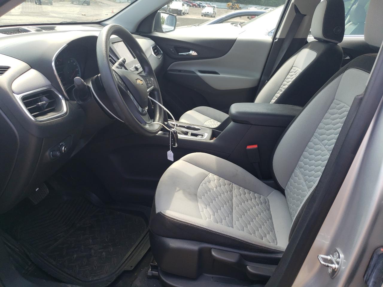 3GNAXHEV5LS673566 CHEVROLET EQUINOX 2020