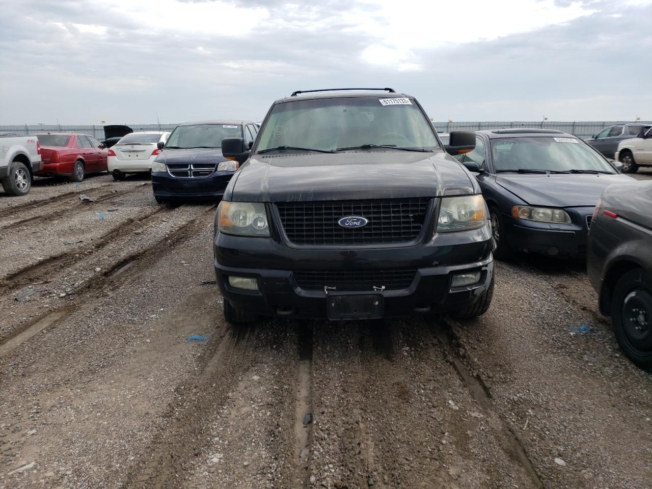 1FMFU18L04LA79124 2004 Ford Expedition Eddie Bauer