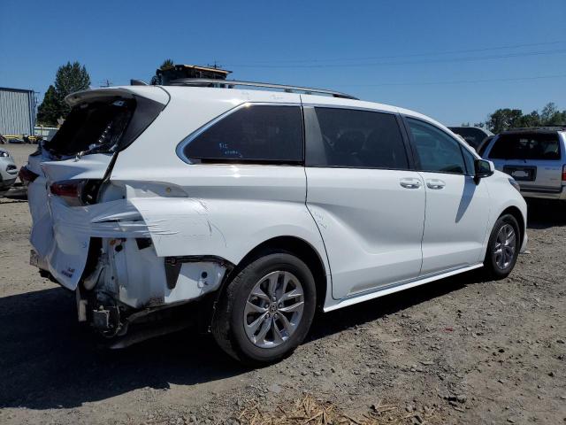 5TDKSKFC5NS049702 Toyota SIENNA LE