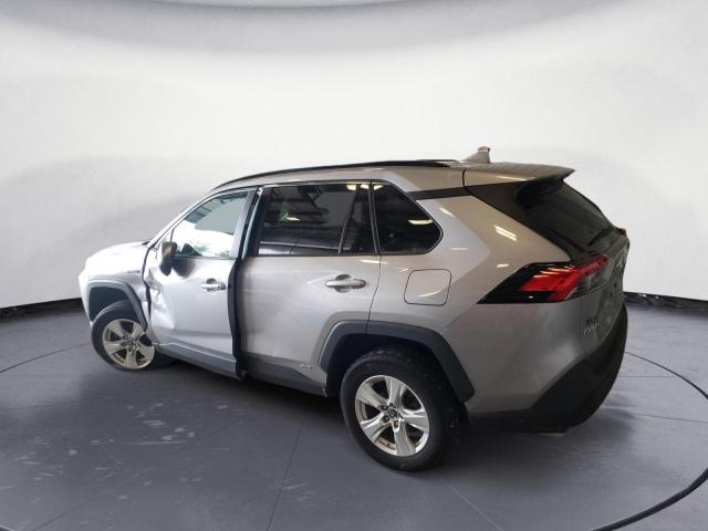 4T3L6RFV3MU025821 Toyota RAV4 LE 2