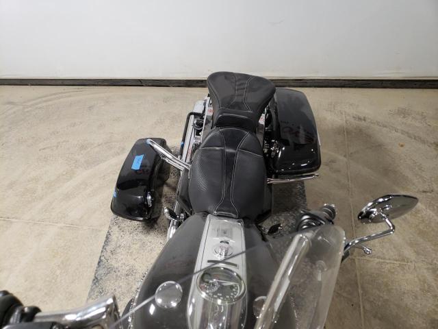 2019 HARLEY-DAVIDSON FLHR - 1HD1FBC11KB656863