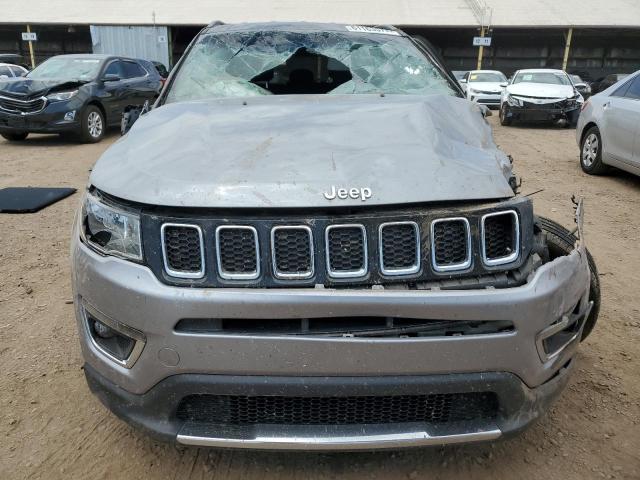 3C4NJDCB5JT266237 Jeep Compass Limited