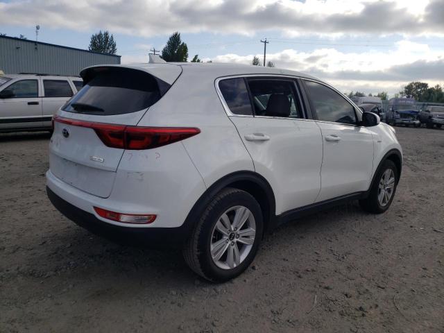 KNDPMCAC9H7155582 KIA Sportage Lx