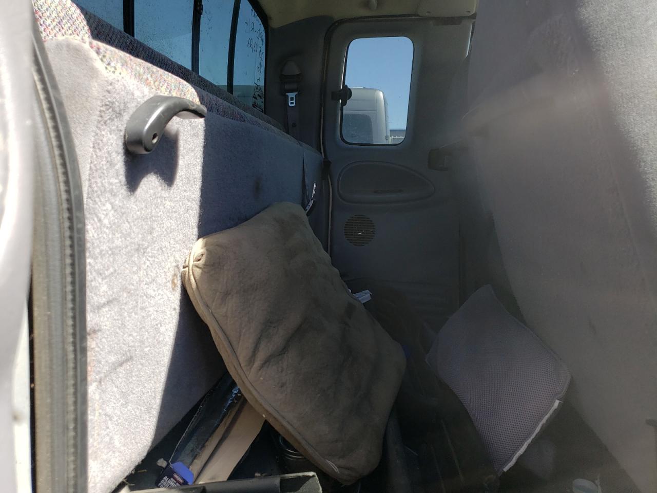 1B7KF23Z4WJ238952 1998 Dodge Ram 2500