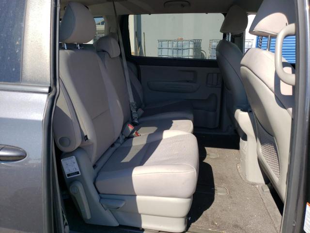 KNDMB5C16G6175809 KIA SEDONA LX