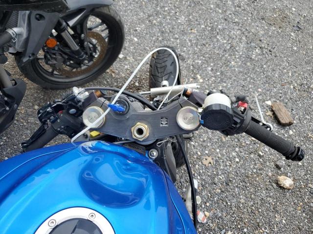 2011 SUZUKI GSX750 - JS1GR7MA2B2103647