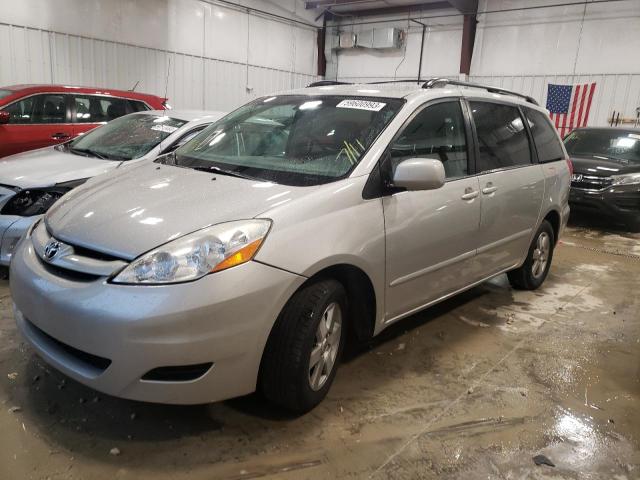 2009 Toyota Sienna XLE