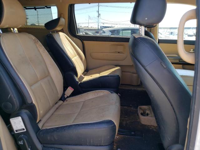 KNDMB5C17J6399968 KIA SEDONA LX