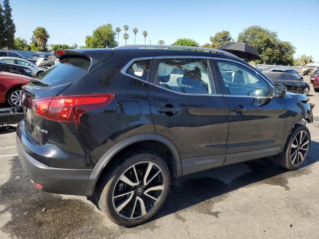 JN1BJ1CR0JW253729 Nissan Rogue Sport S