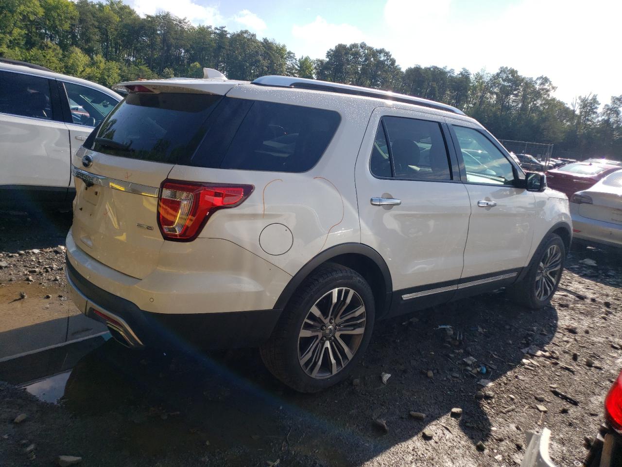 1FM5K8HT8HGC75272 FORD EXPLORER 2017