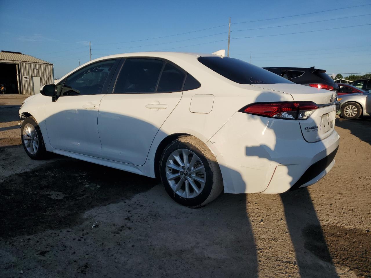 5YFVPMAE5MP208423 TOYOTA COROLLA 2021