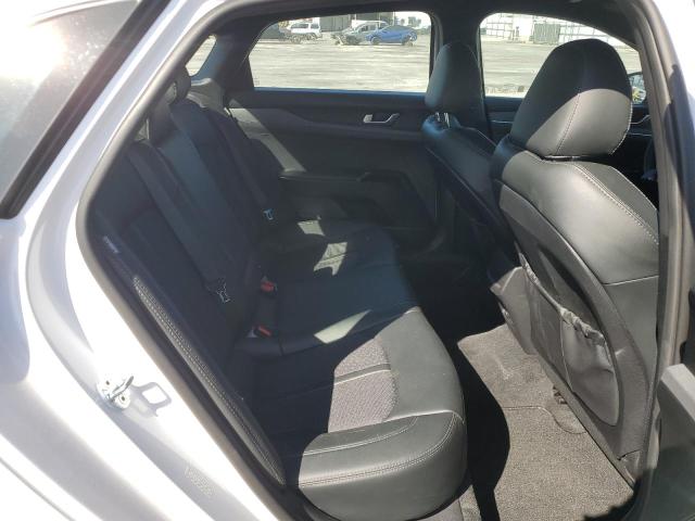 5XXG64J28NG132594 KIA K5 GT LINE