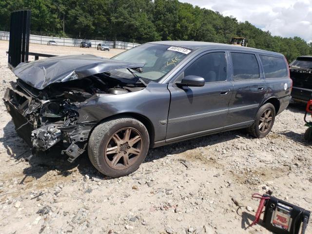 Lot #2526361924 2004 VOLVO V70 salvage car