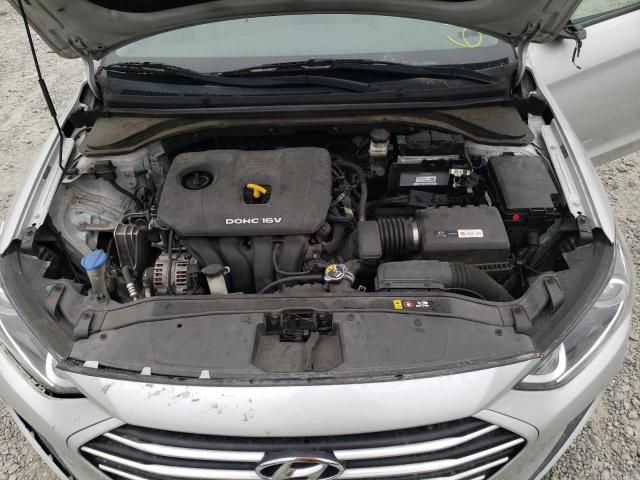5NPD84LF5JH335048 Hyundai ELANTRA SEL