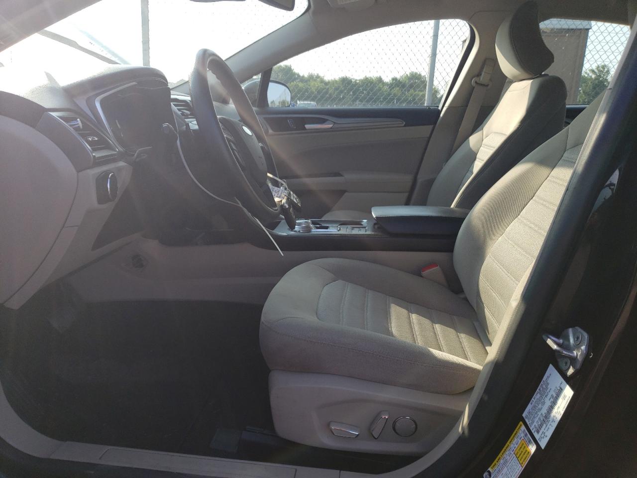 3FA6P0HD9KR261262 FORD FUSION 2019