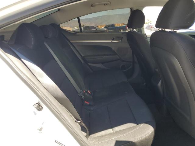 2018 Hyundai Elantra - Image 10