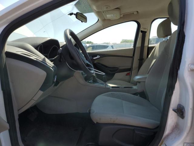 1FADP3F27FL325717 Ford FOCUS SE