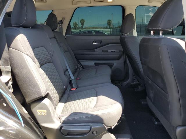 5N1DR3BA1NC218304 Nissan Pathfinder Sv