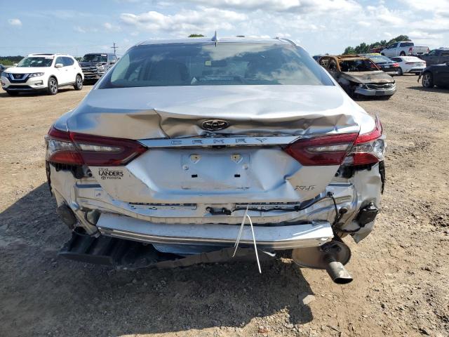 4T1F11AK8NU010039 Toyota Camry XLE 6