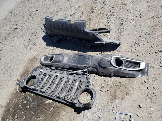 1C4HJXEN3LW303529 Jeep Wrangler Unlimited Sahara