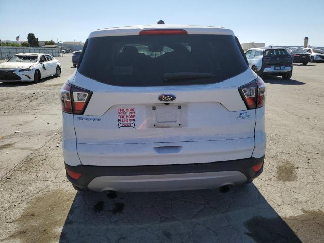 1FMCU0GD2HUA39182 Ford ESCAPE SE