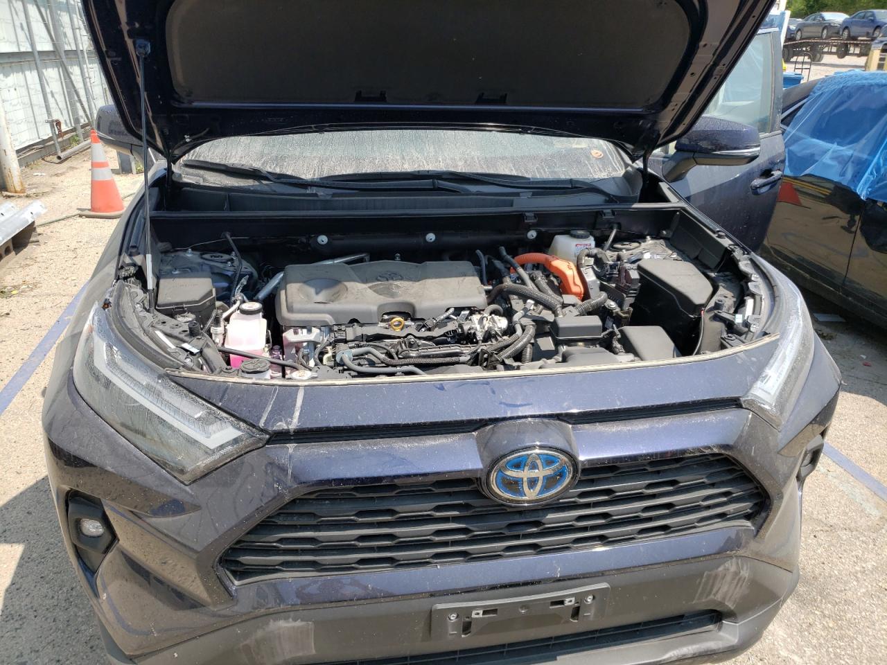 2T3B6RFV9NW034925 TOYOTA RAV4 2022