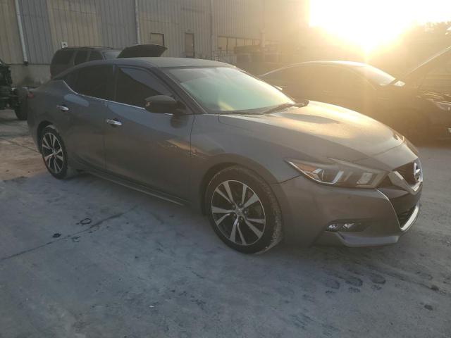 1N4AA6AP0GC427466 Nissan Maxima 3.5s