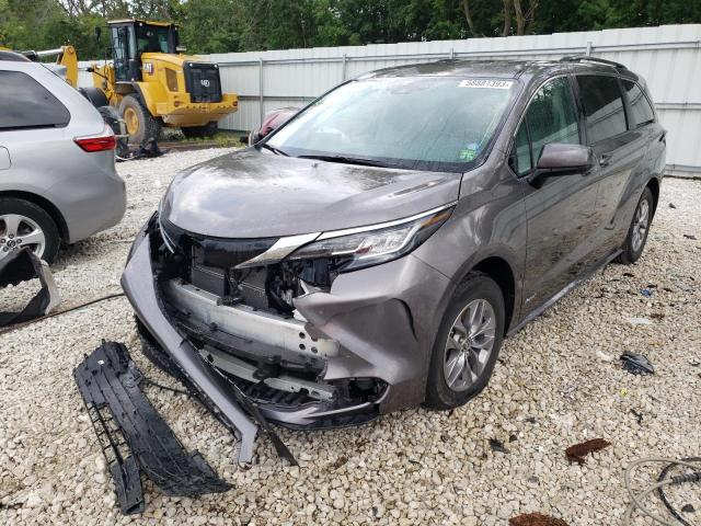 2021 Toyota Sienna LE