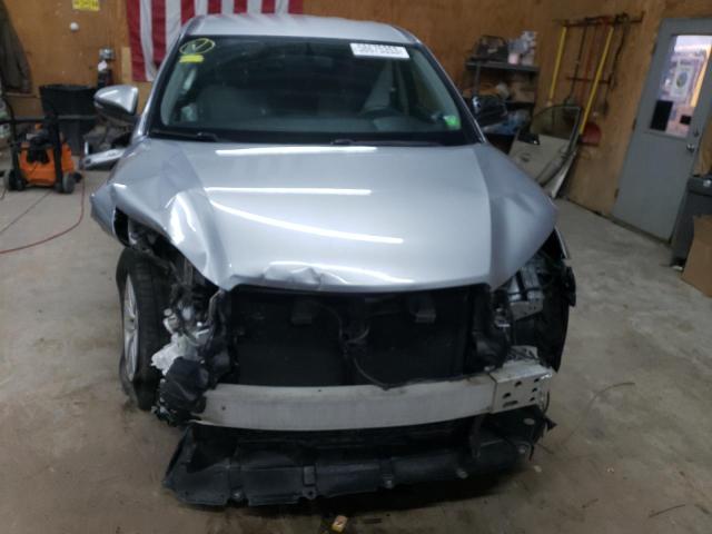 VIN 5TDZKRFH4FS073588 2015 Toyota Highlander, LE no.5