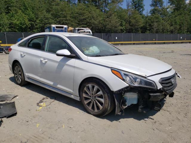 VIN: 5NPE34AF3FH220140 Auction: COPART Lot: 59977753 Location: DC - WASHINGTON DC 5NPE34AF3FH220140 HYUNDAI SONATA 2015 WHITE Photo 4