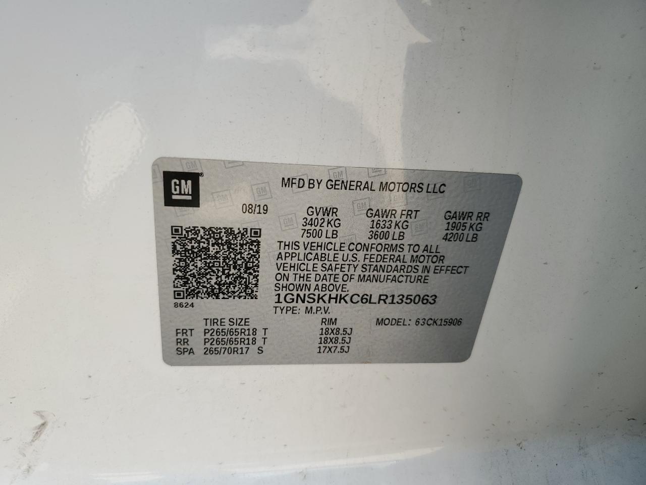 VIN: 1GNSKHKC6LR135063 2020 CHEVROLET SUBURBAN