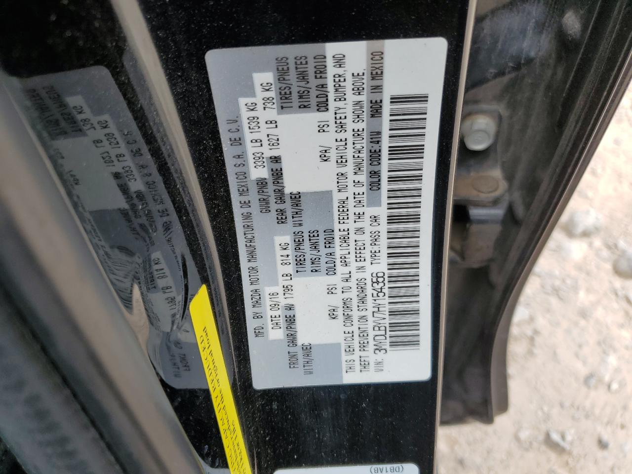 3MYDLBYV7HY154356 2017 Toyota Yaris Ia