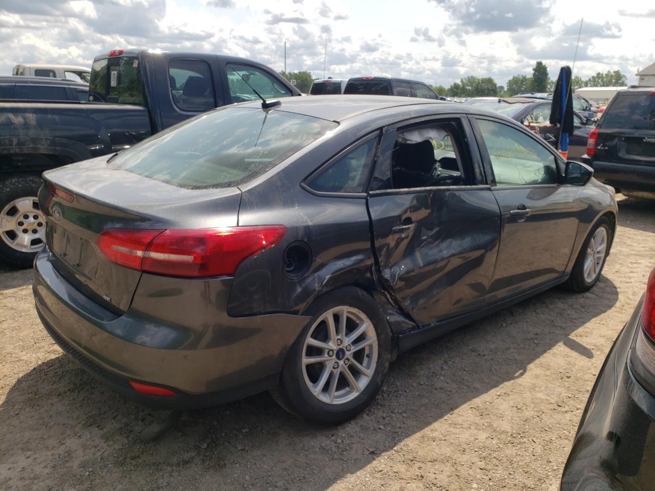 1FADP3F22JL206143 FORD FOCUS 2018