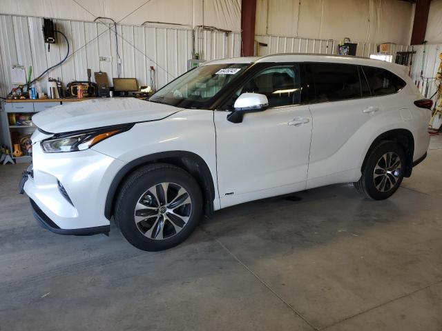 2022 Toyota Highlander Hybrid XLE