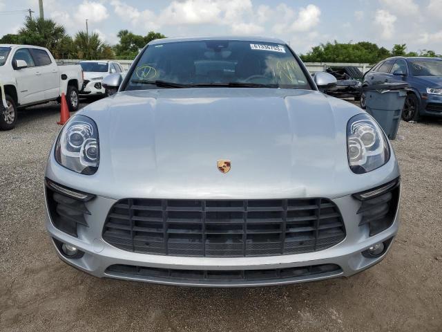 VIN WP1AA2A52JLB04821 2018 Porsche Macan no.5