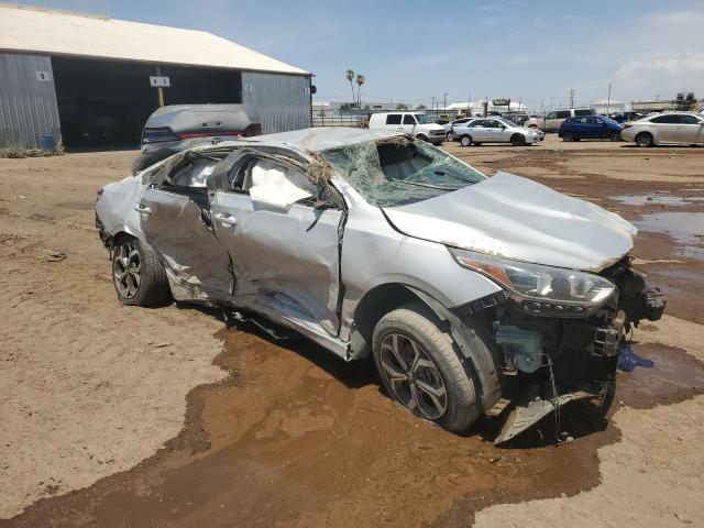 3KPF24AD3LE246906 KIA FORTE FE