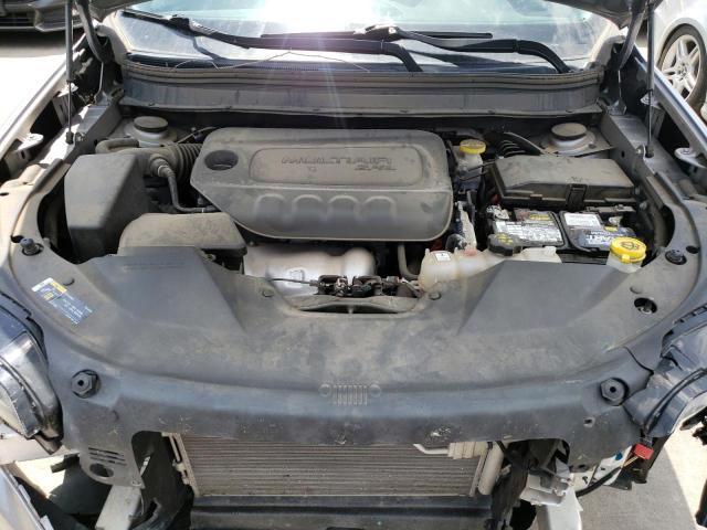 1C4PJMCB3KD319064 Jeep Cherokee Latitude