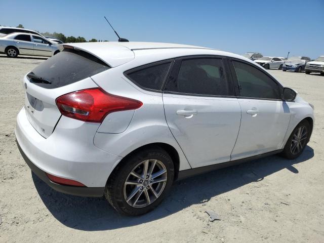 1FADP3K26JL237112 Ford FOCUS SE