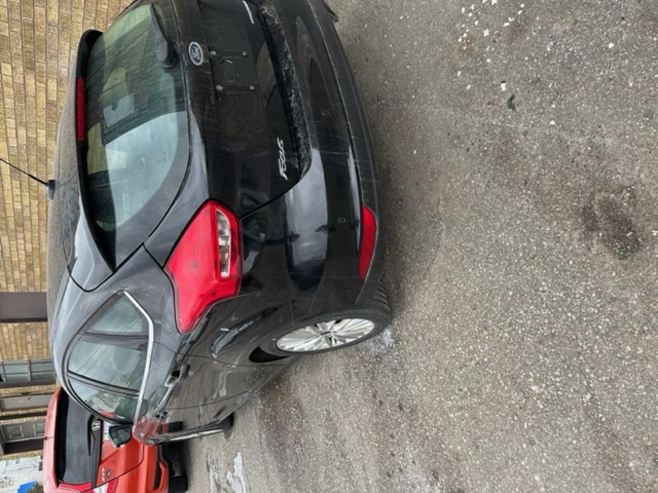 1FADP3N22JL290210 FORD FOCUS 2018