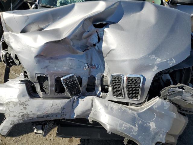 1C4PJLCB1KD273258 Jeep Cherokee Latitude